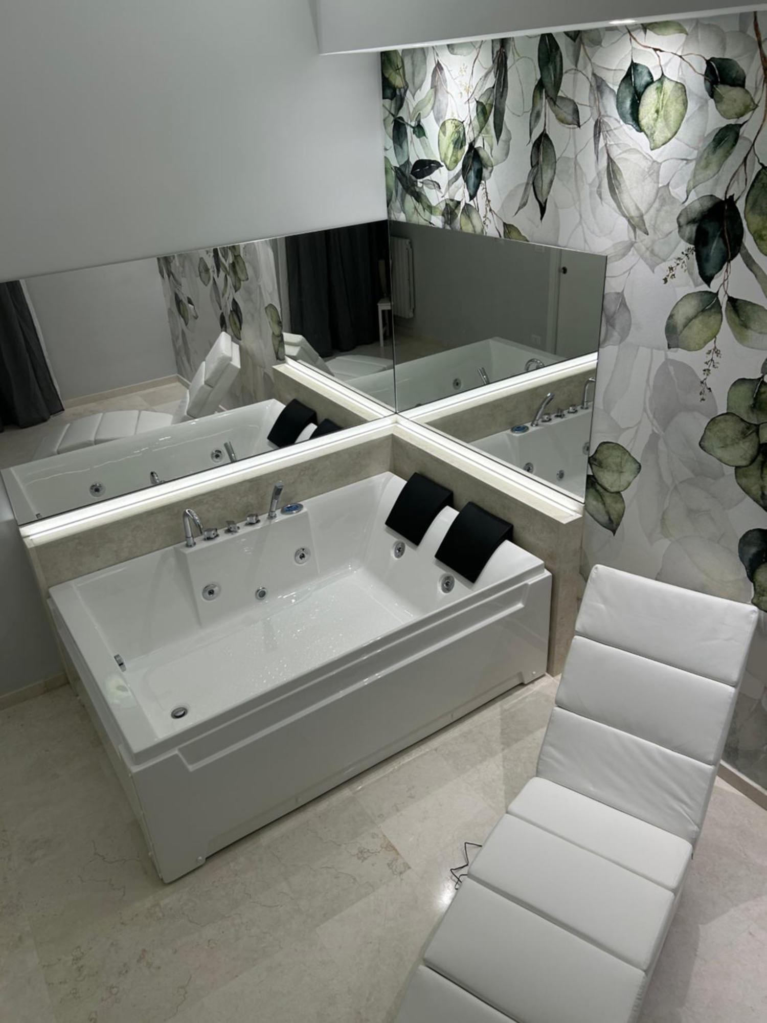 Suite 55 In Centro Trani Ngoại thất bức ảnh